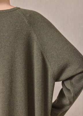 cashmere raglan sleeve round neck dress