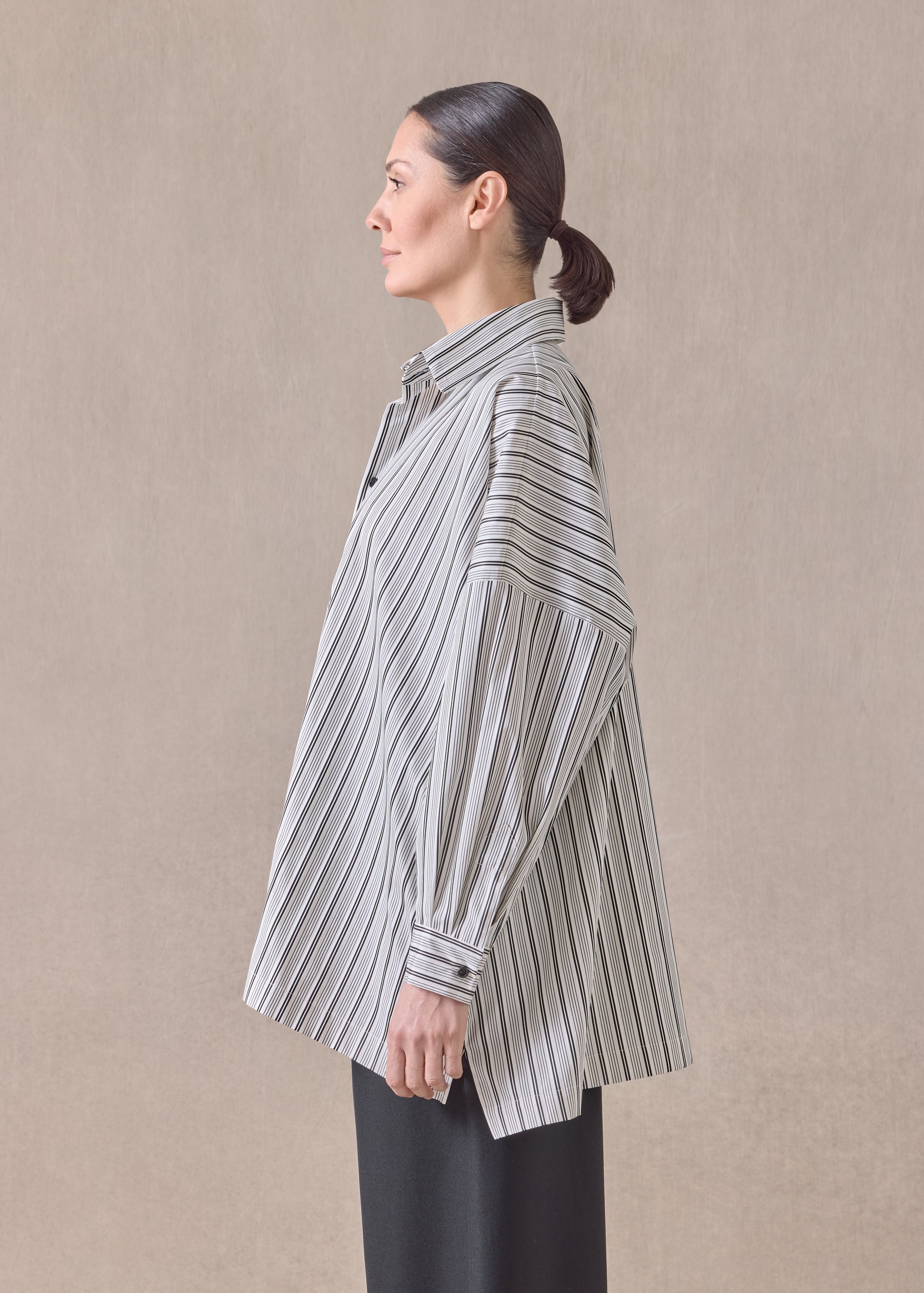 cotton wide longer back shirt with collar - long
