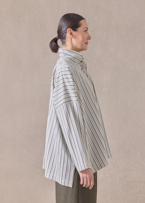 cotton wide longer back shirt with double stand collar - mid plus