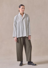 cotton wide longer back shirt with double stand collar - mid plus
