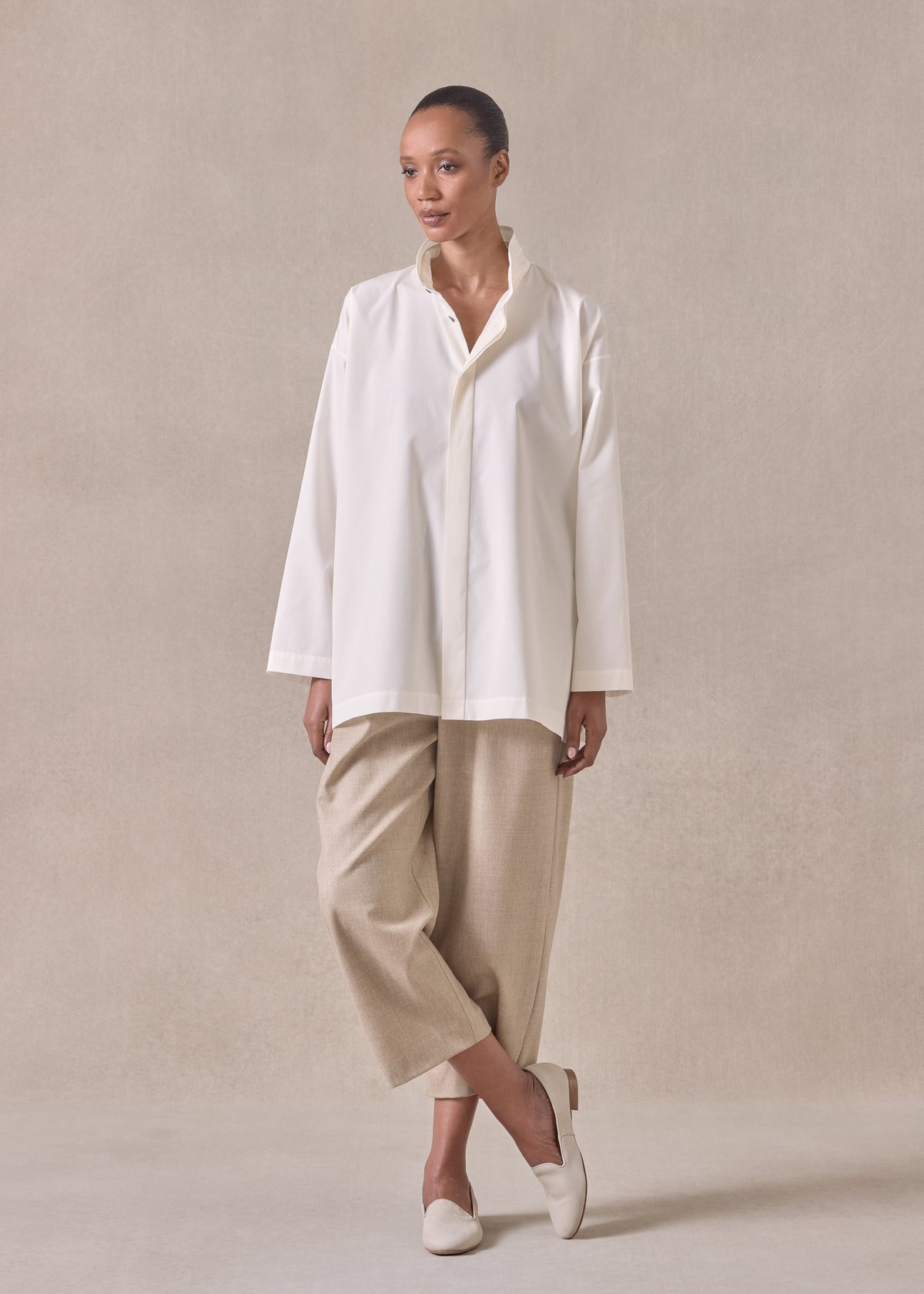 cotton slim a-line double stand collar shirt with stepped insert - long