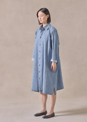 cotton wide a-line back pleat shirt dress with collar - 3/4 length