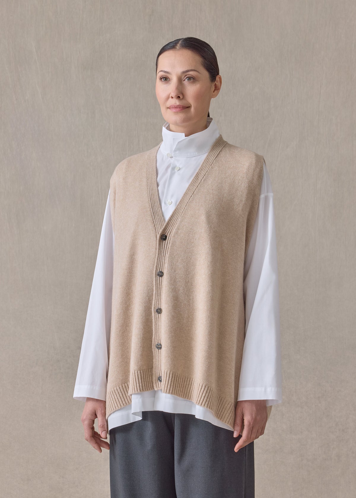 cashmere a-line sleeveless v neck cardigan - mid plus (sandstone)