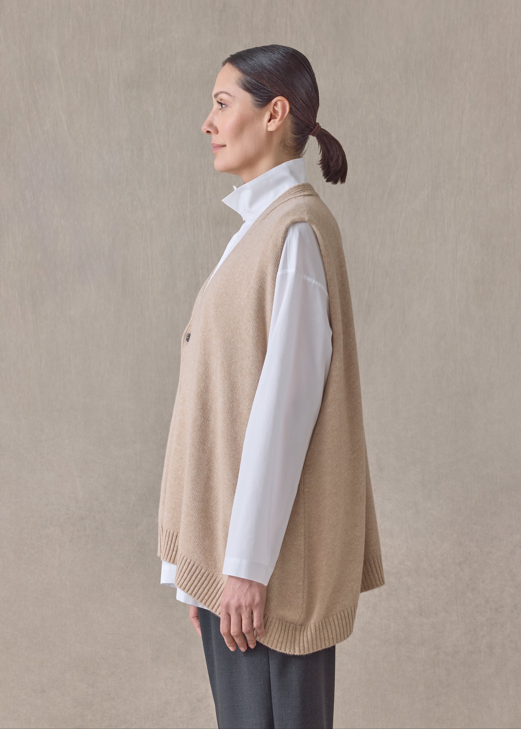 cashmere a-line sleeveless v neck cardigan - mid plus (sandstone)