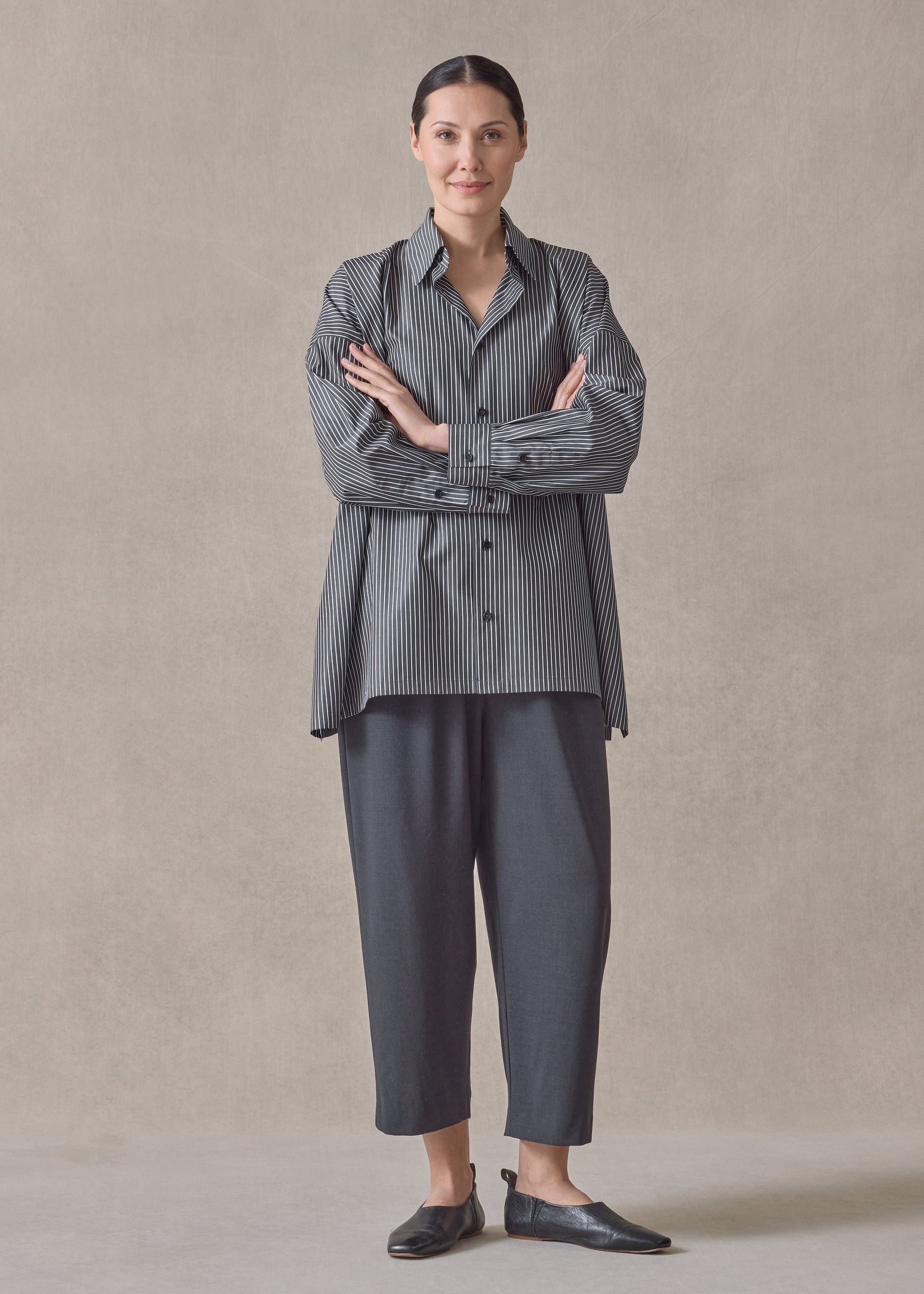 striped cotton wide a-line shirt with collar - long (charcoal)