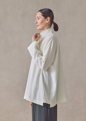 brushed cotton slim a-line shirt with double stand collar and stepped insert-long (cream)