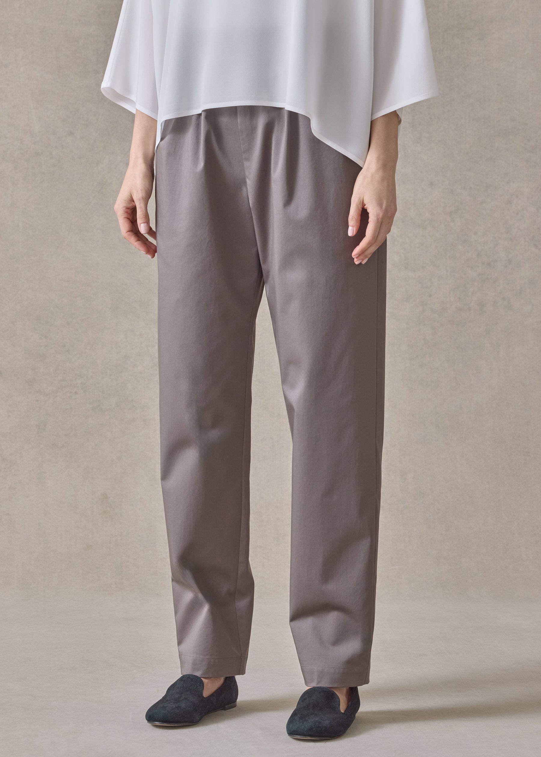 cotton stretch tapered regular trouser (mocha)