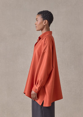 midweight silk plissé wide a-line shirt with collar - long (burntorange)