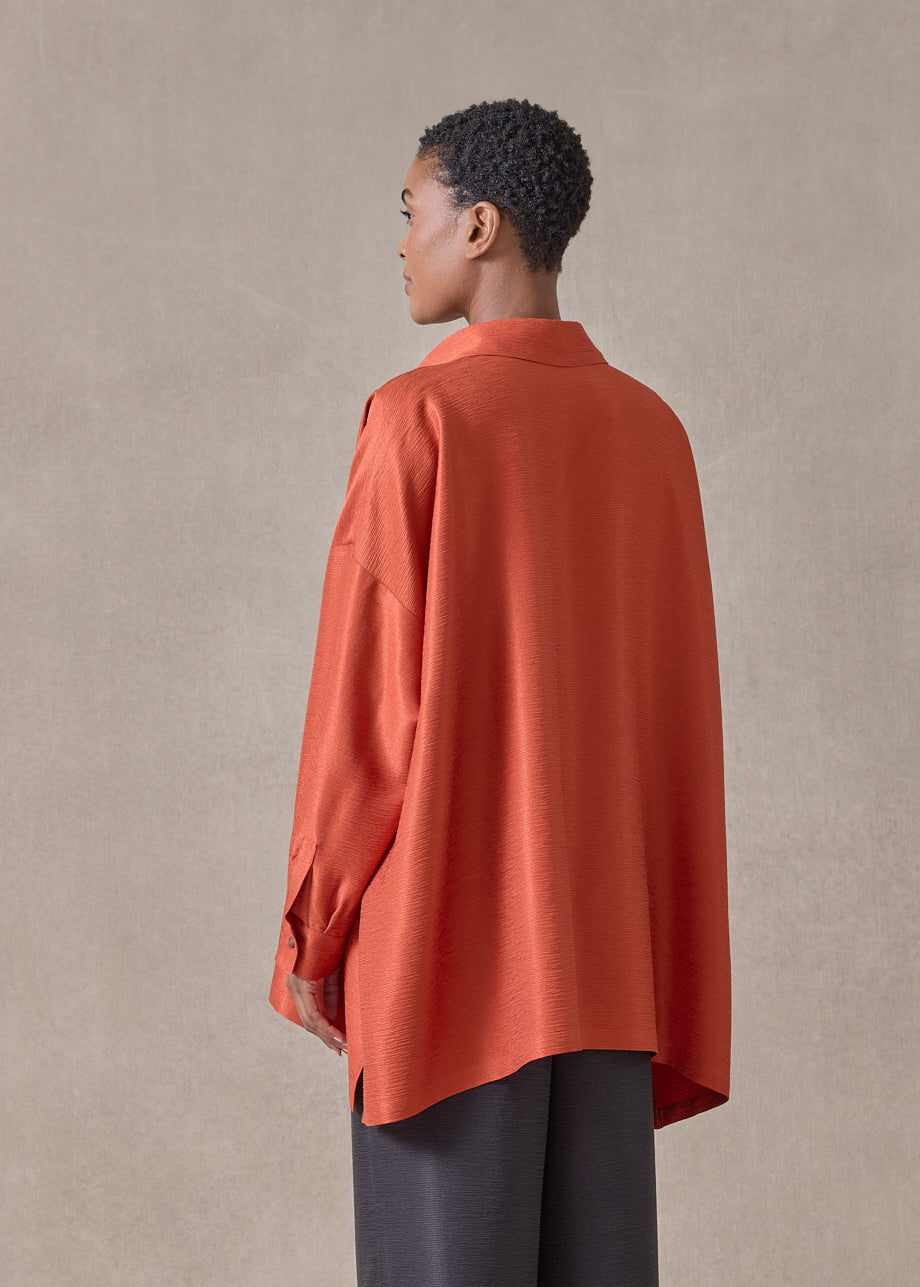 midweight silk plissé wide a-line shirt with collar - long (burntorange)