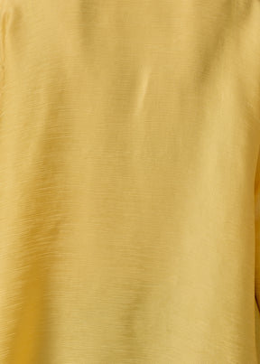 featherlight silk plissé slim a-line shirt with collar - mid plus (sunshine)