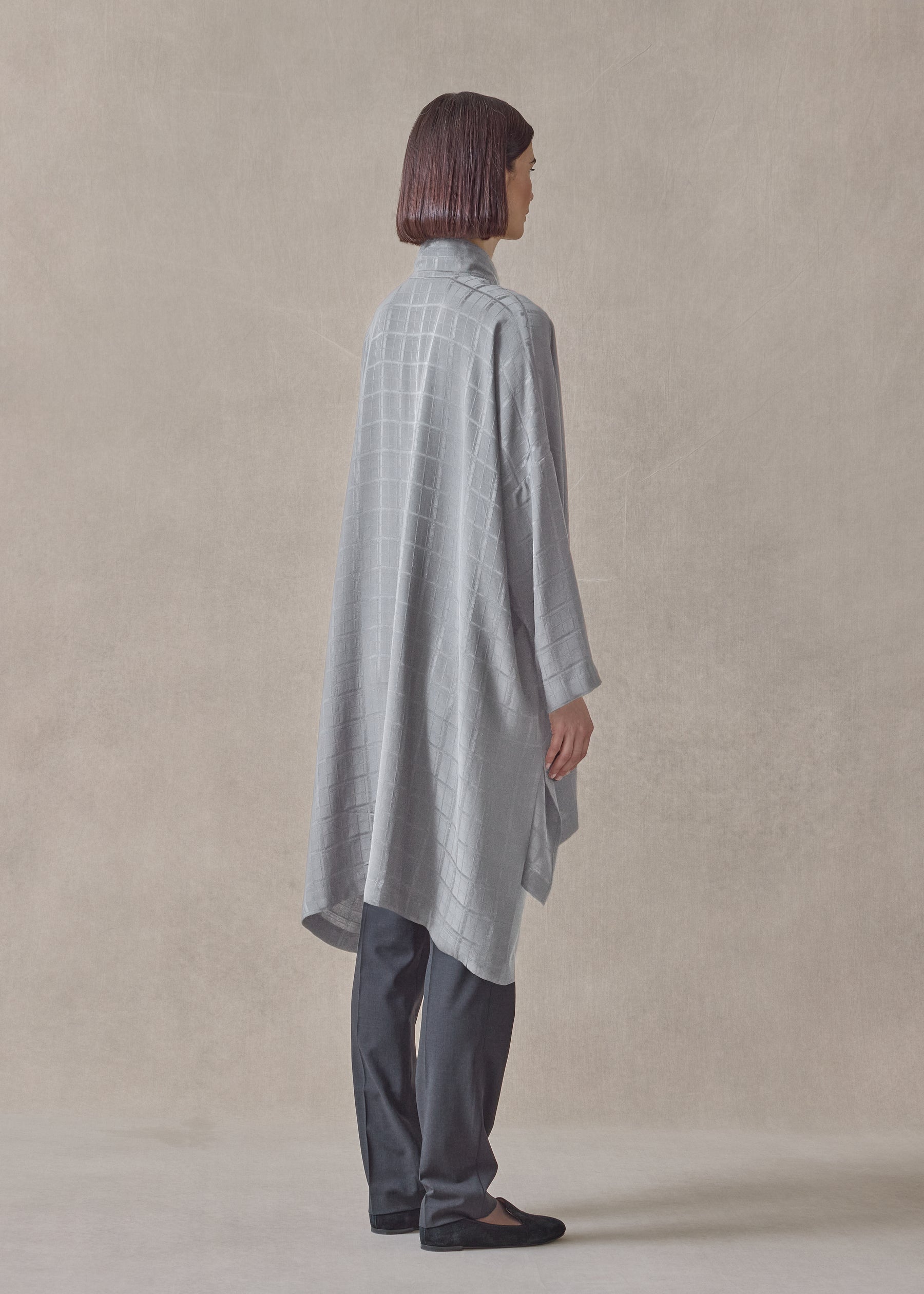 silk wide longer back double stand collar shirt-very long with slits (silver)