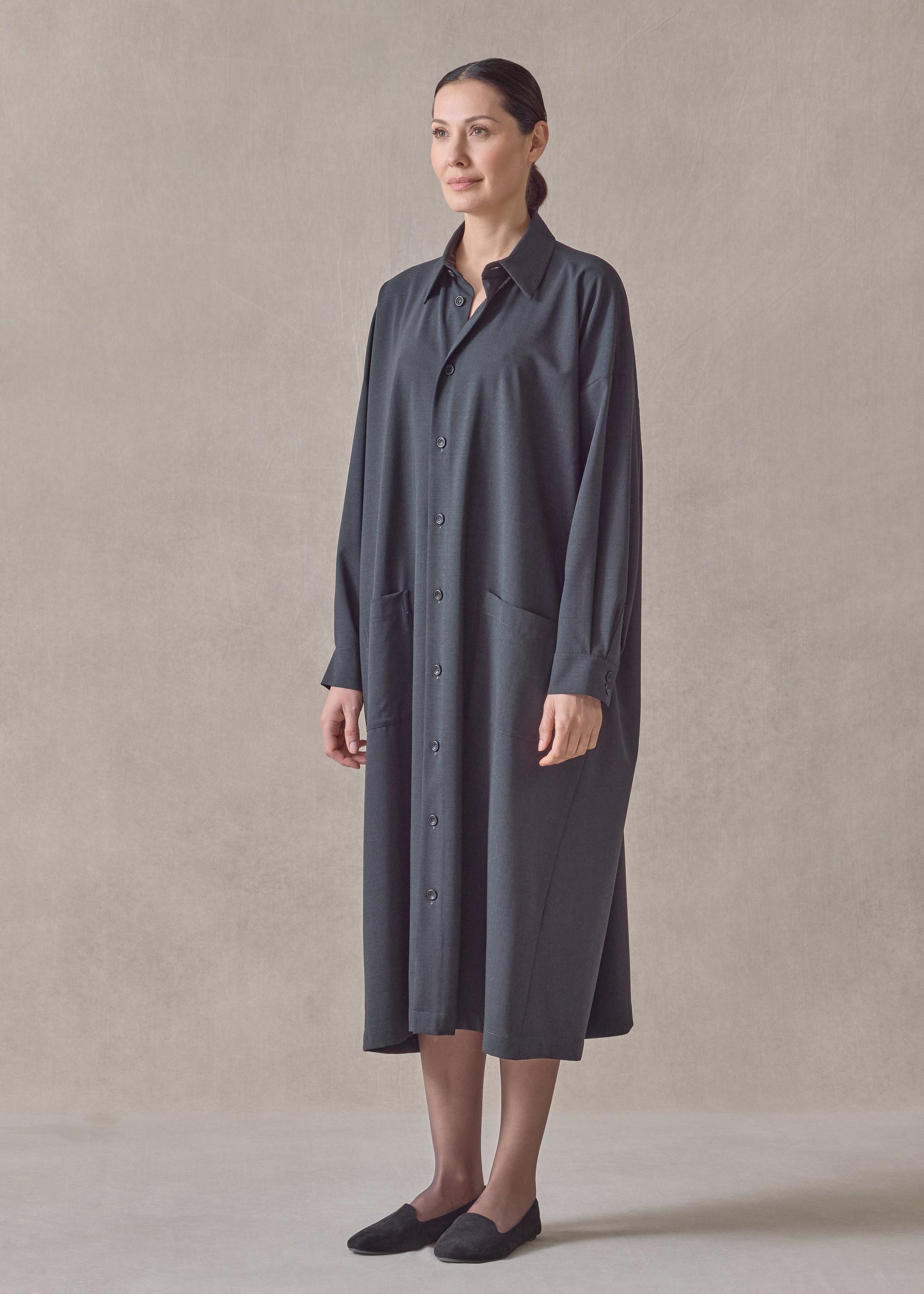 wool stretch angle to front side seam shirt dress with collar (coal)