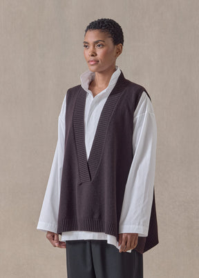cashmere a-line sleeveless deep v-neck - mid plus (cocoa)
