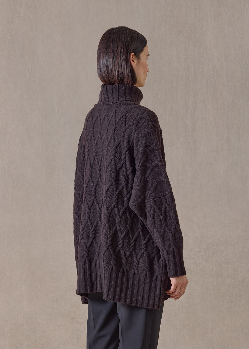 cashmere roll neck - long (cocoa)
