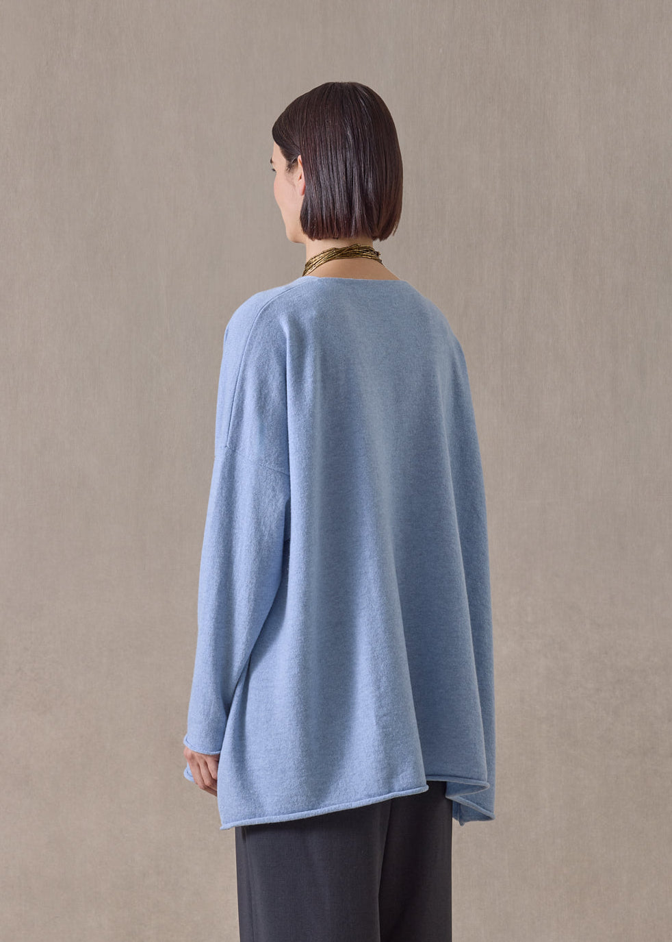cashmere a-line v-neck sweater - long (bluewater)