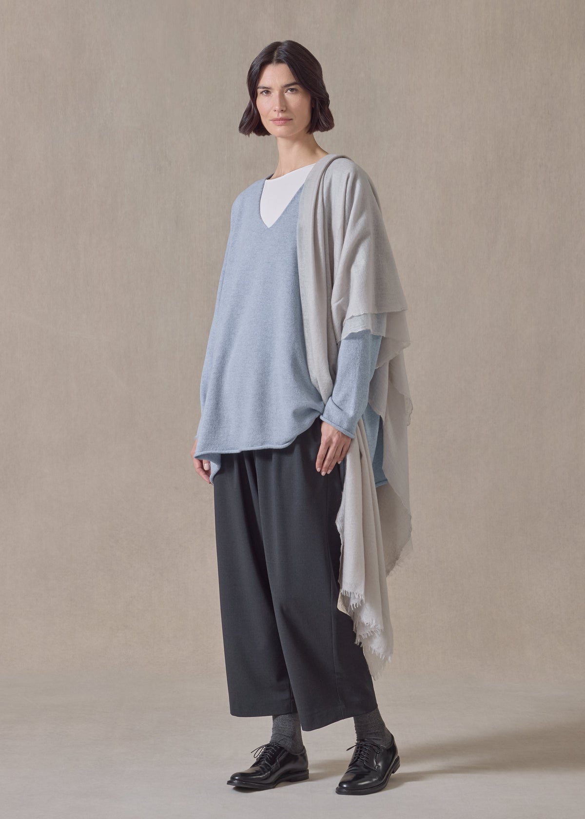 cashmere a-line v-neck sweater - long (bluewater)