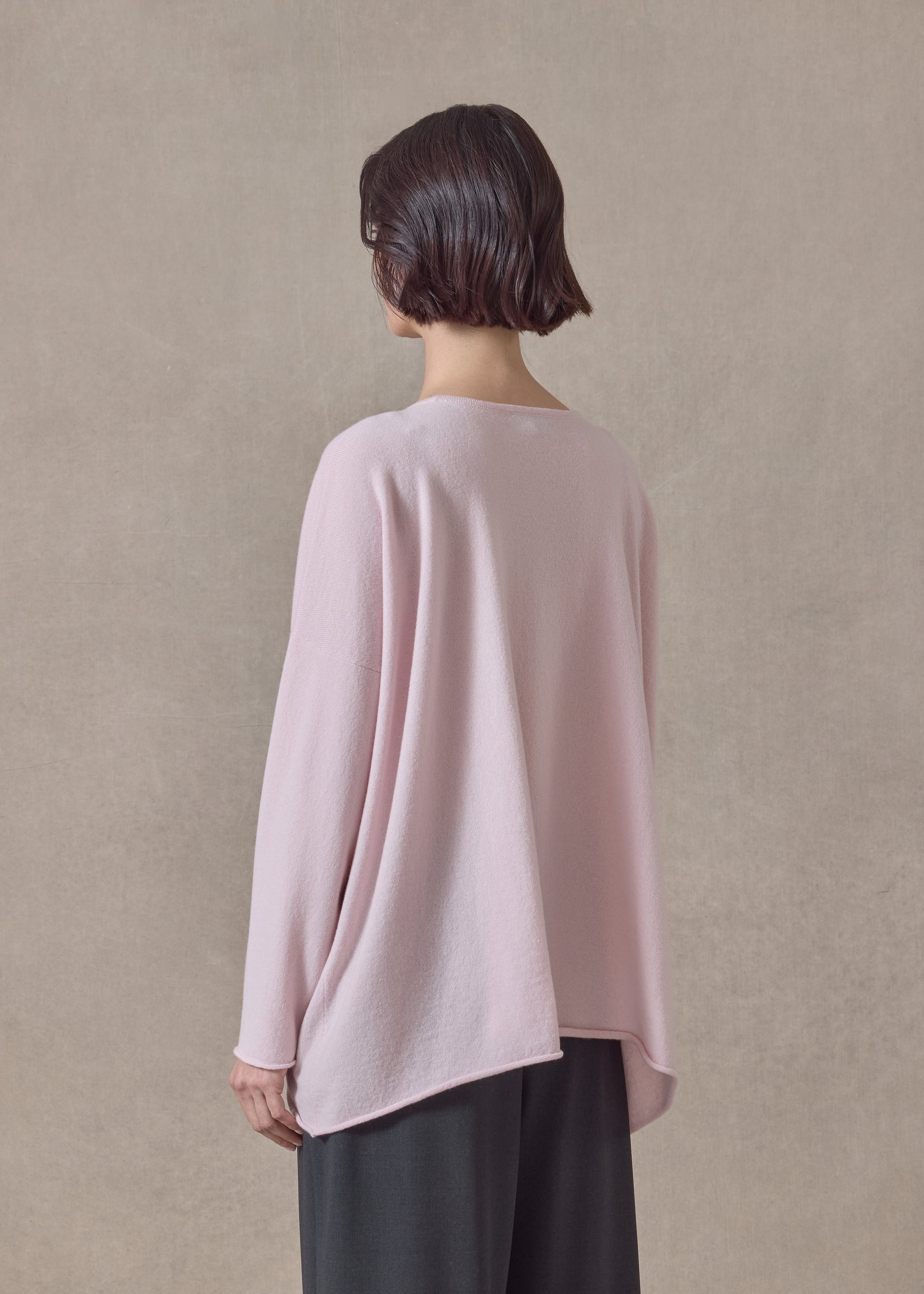 cashmere a-line bateau neck sweater - mid plus (cherryblossom)