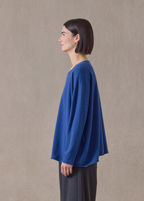 cashmere slim sleeve raw edge bateau neck - mid plus (deepblue)