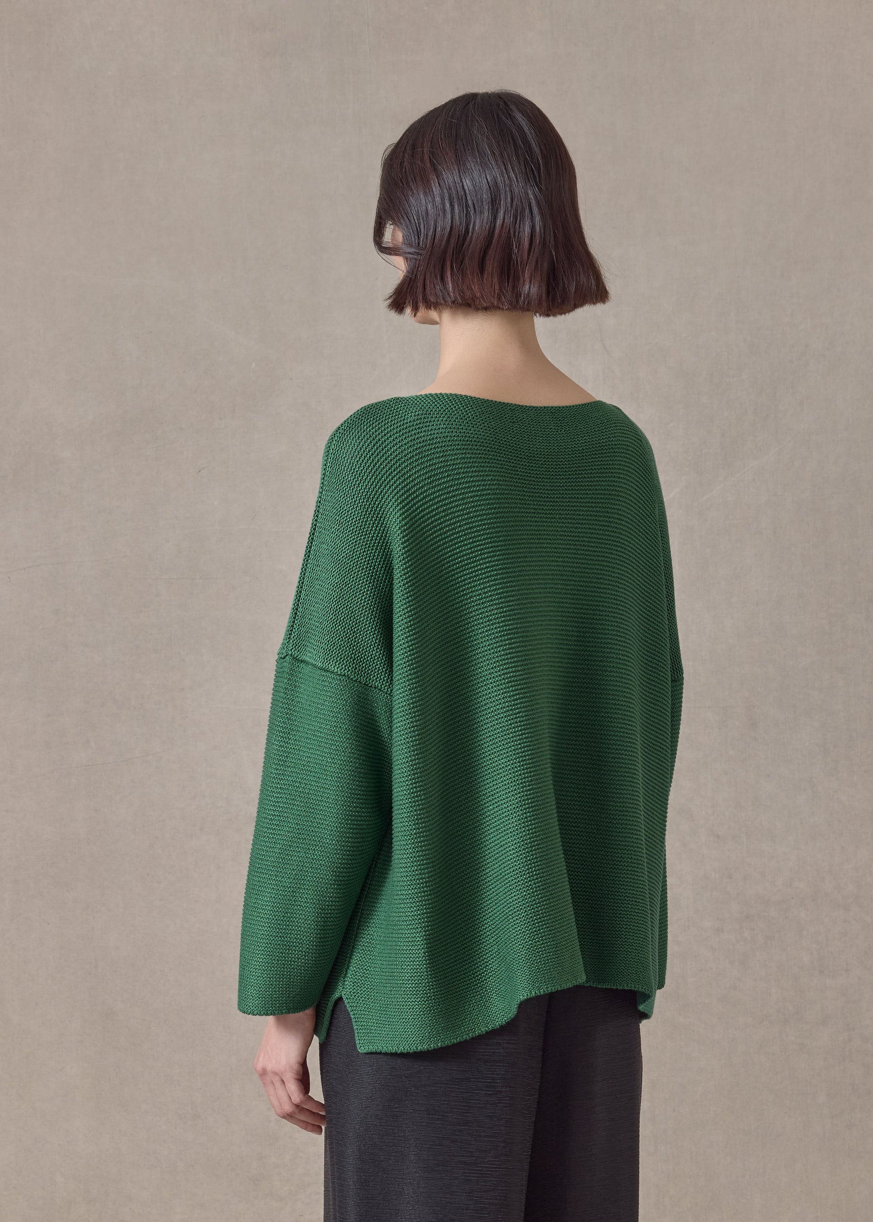 mulberry silk cropped bateau neck sweater (pinegreen)