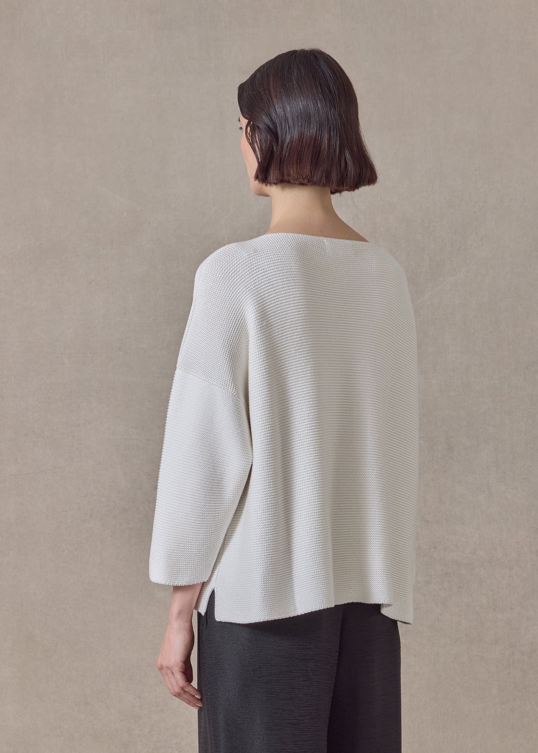 mulberry silk cropped bateau neck sweater (white)