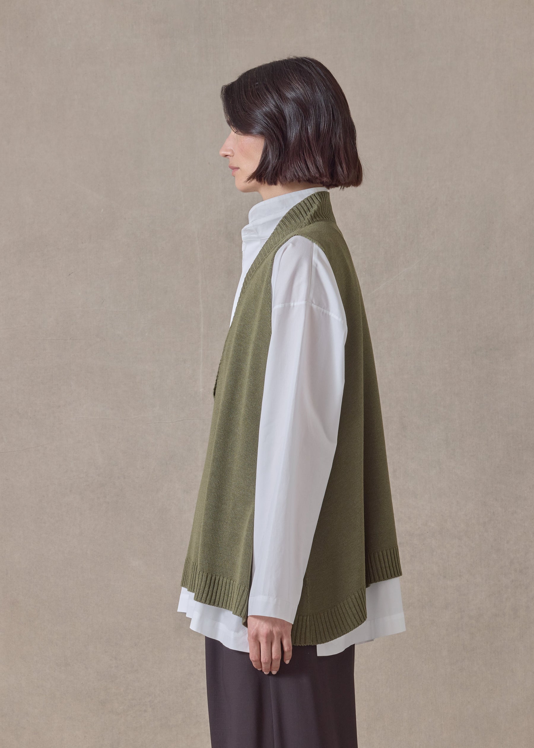 silk a-line sleeveless v neck - mid plus (olive)
