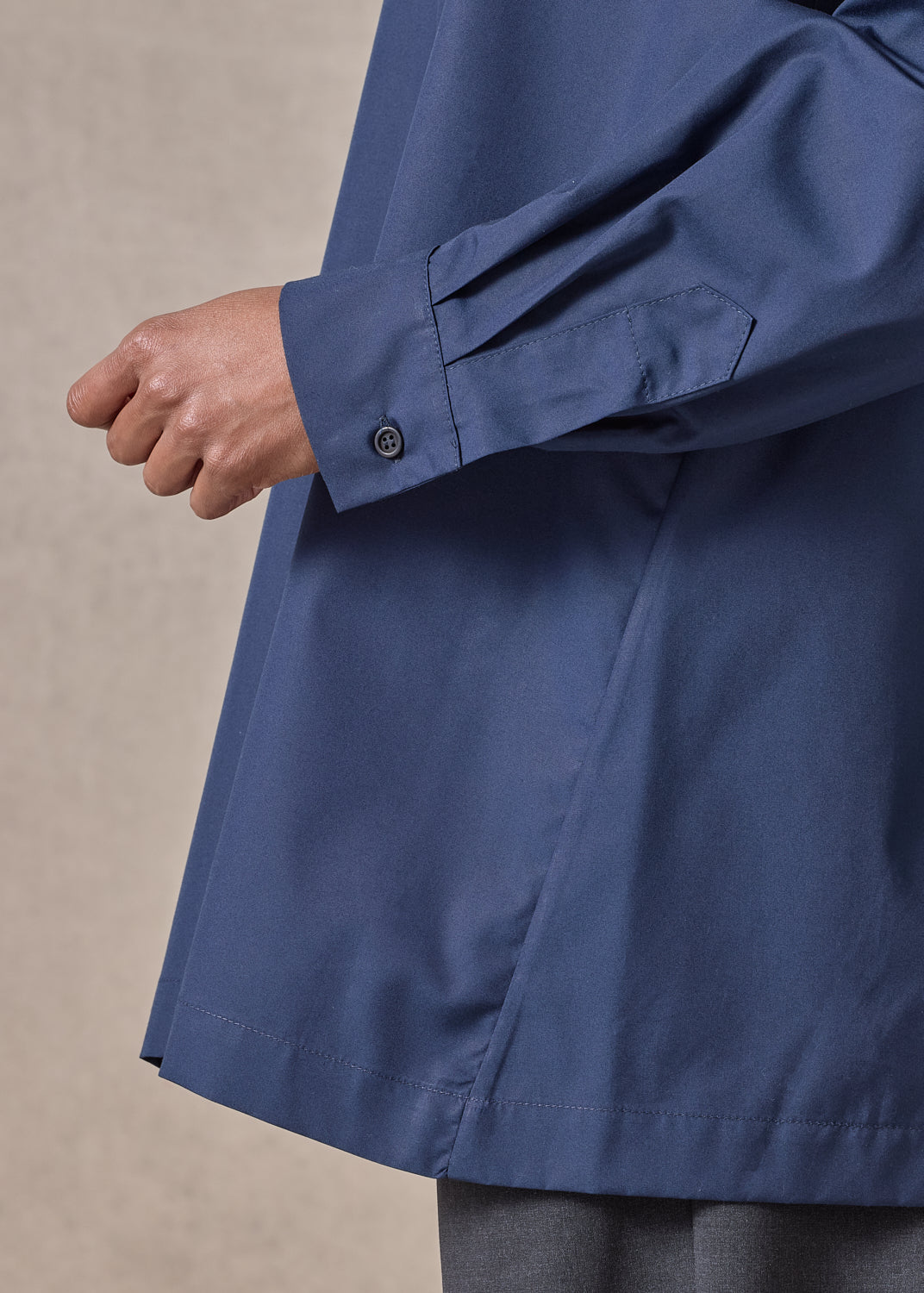 cotton poplin side panelled shirt with collar - long (navydark)
