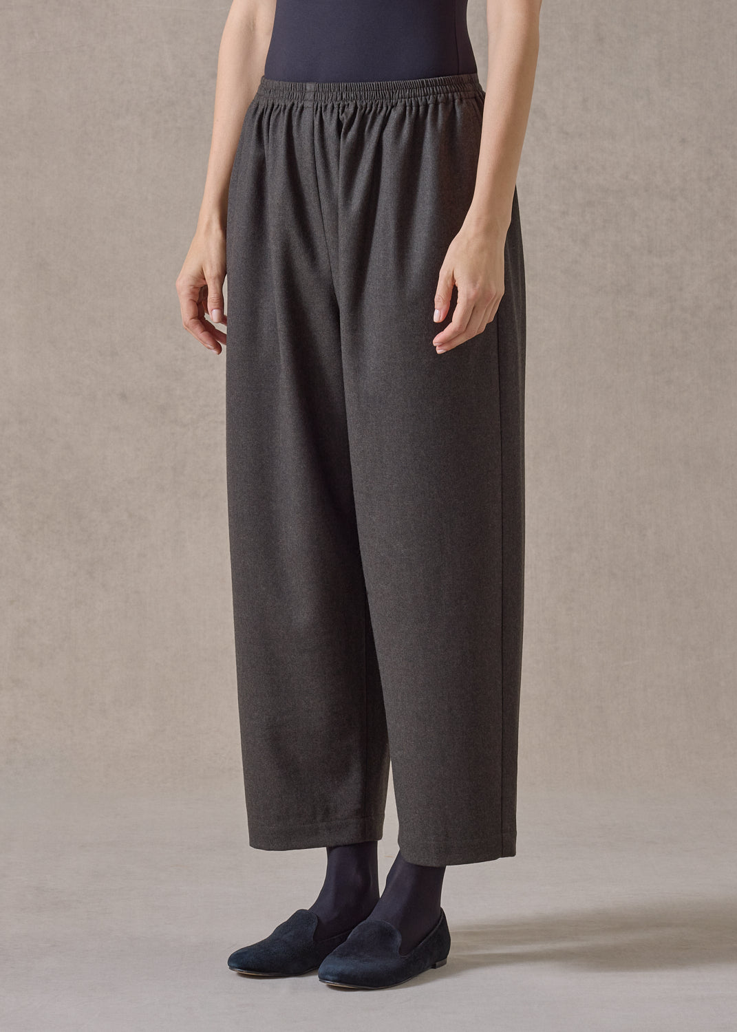 wool flannel japanese trouser (darkmoss)