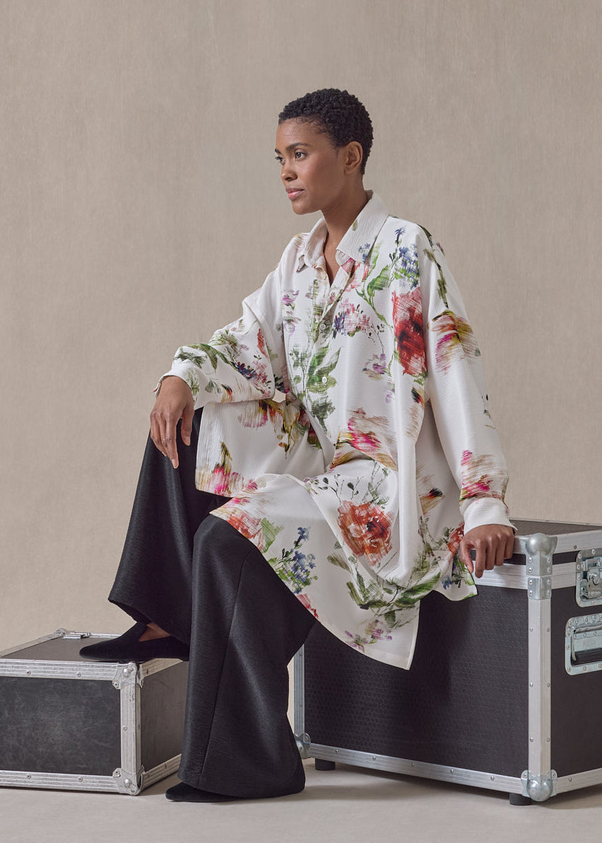 silk plissé wide a-line shirt with collar - long plus (whitemulti)