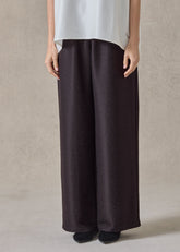 midweight silk plissé flared trouser (espresso)