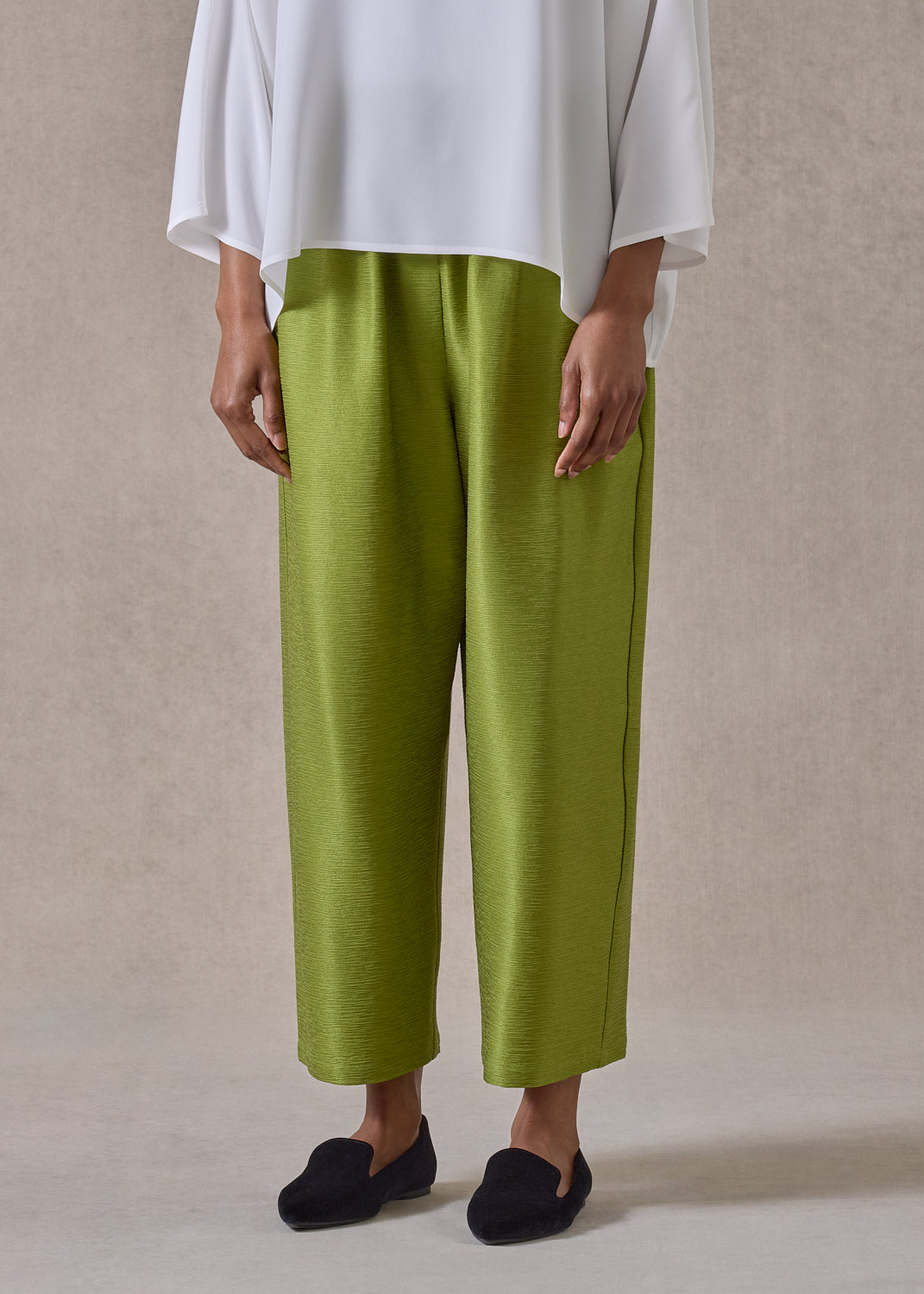midweight silk plissé japanese trouser (limedark)