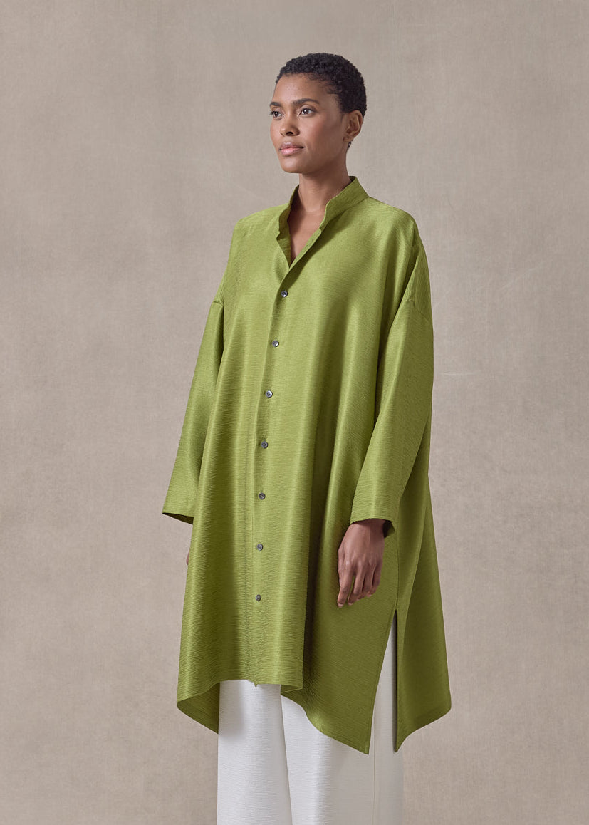 midweight silk plissé wide a-line collarless shirt - very long with slits  (limedark)