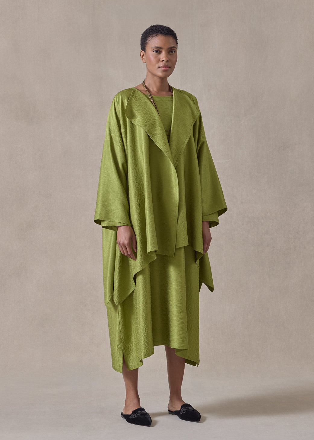 midweight silk plissé dps jacket coat - long (limedark)