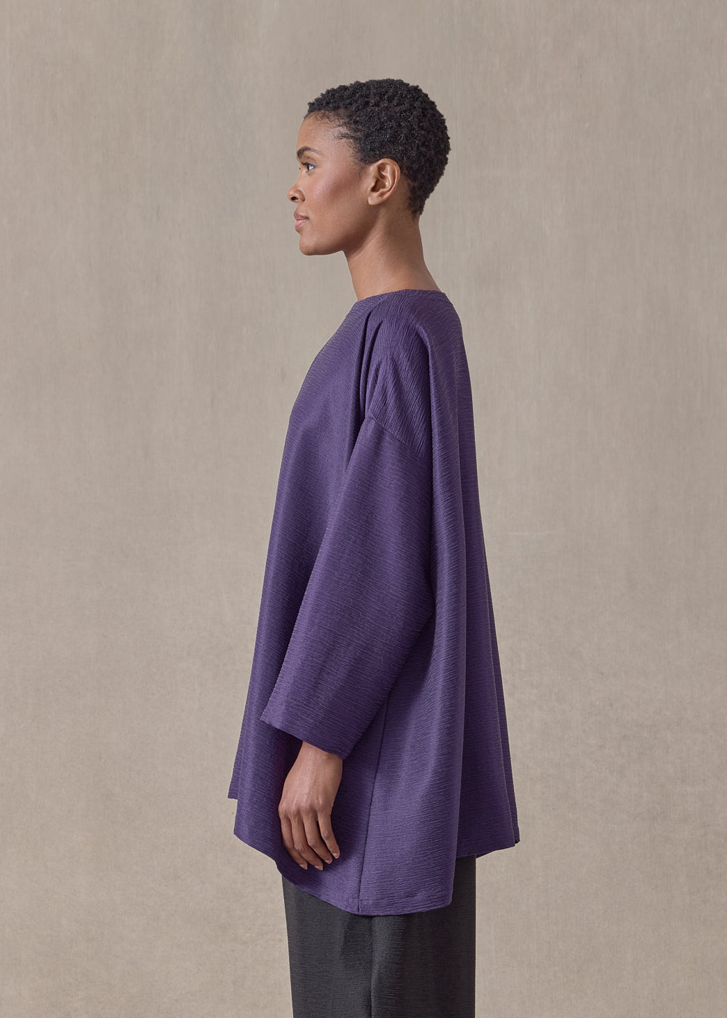 midweight silk plissé wide a-line scoop neck top - long (tincture)