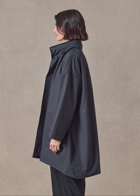 cotton mix smaller front larger back high neck raincoat with button away hood - long plus (navydark)