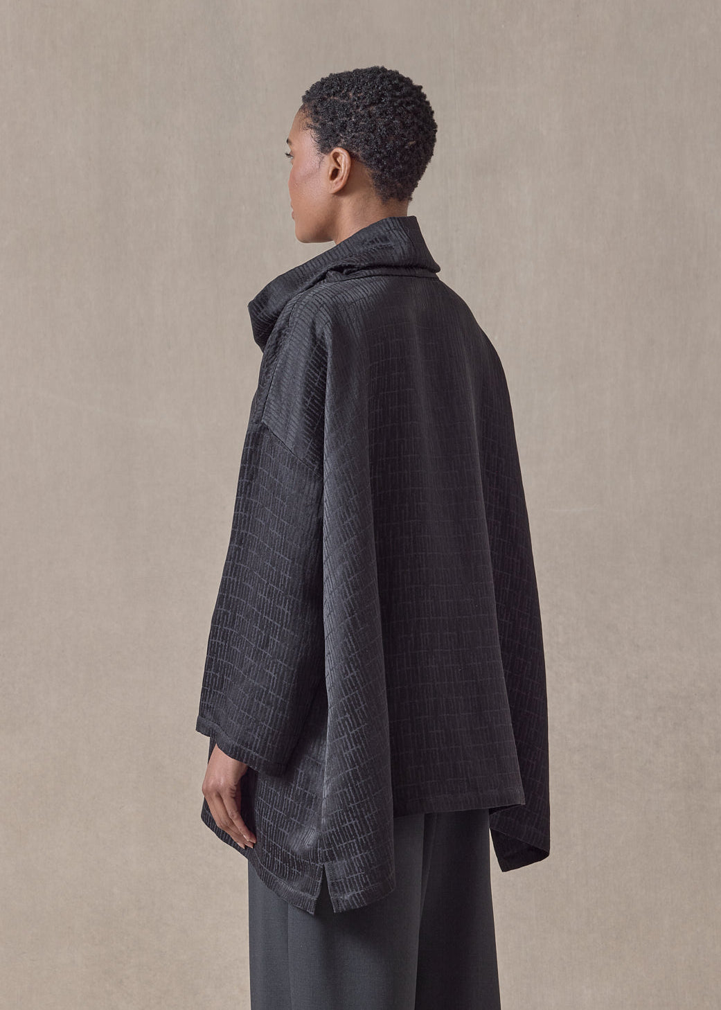 silk mix wide a-line monks top - long (black)