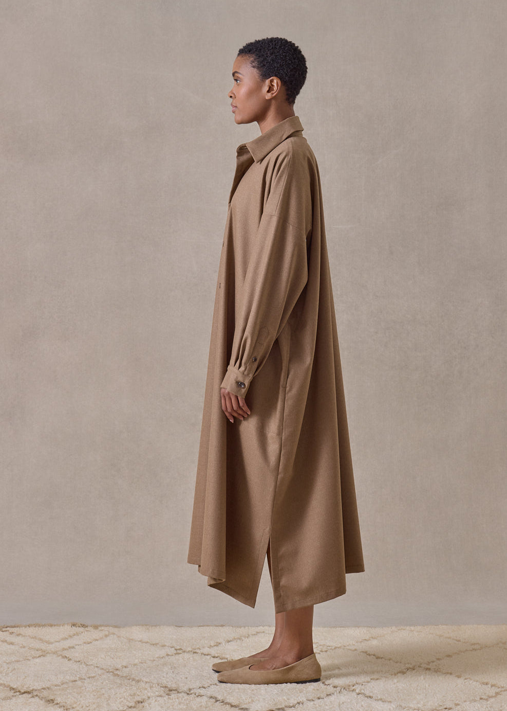 wool cashmere wide a-line shirt dress with collar  (camel)