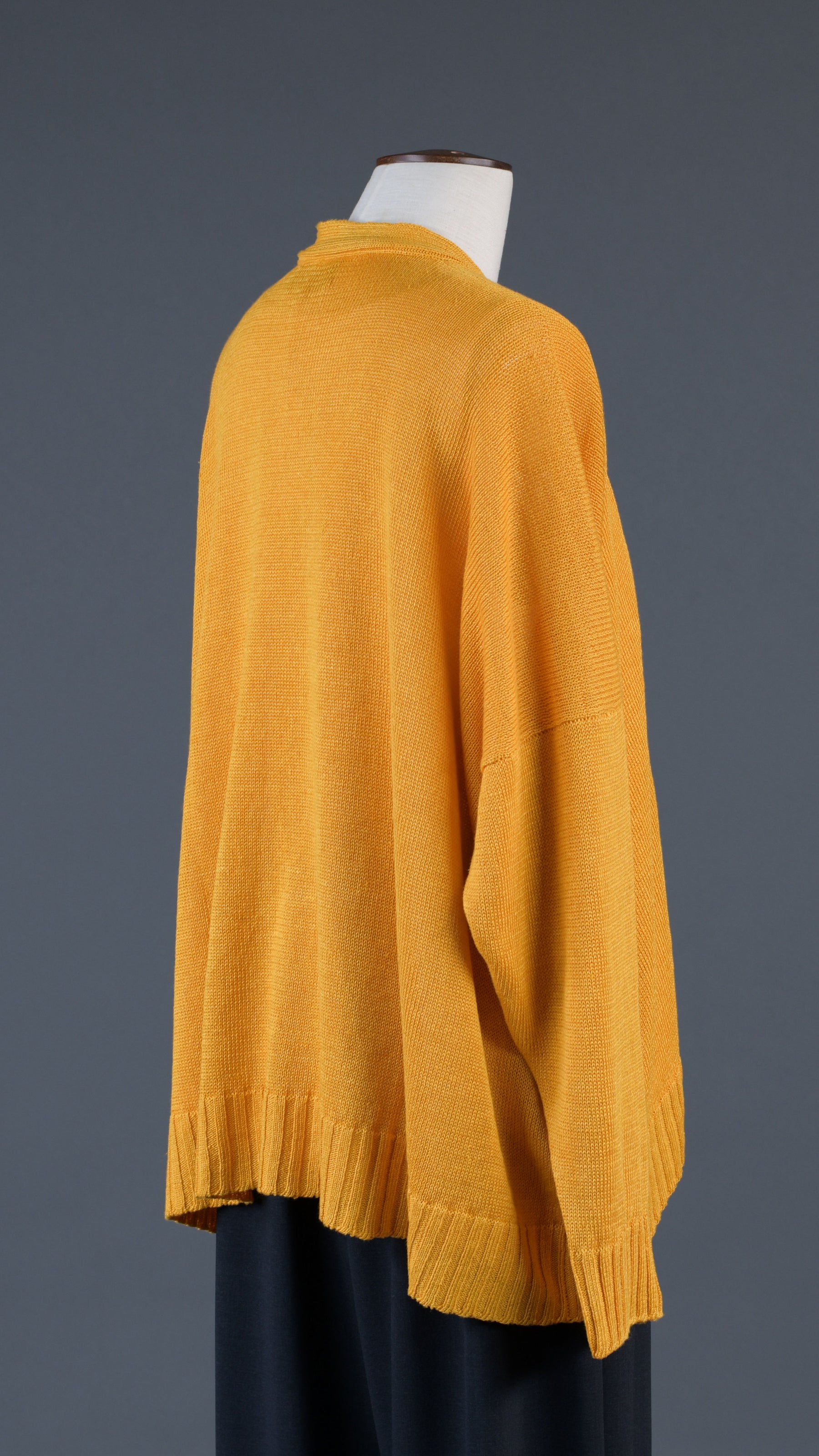 v neck cardigan - mid in sunflower