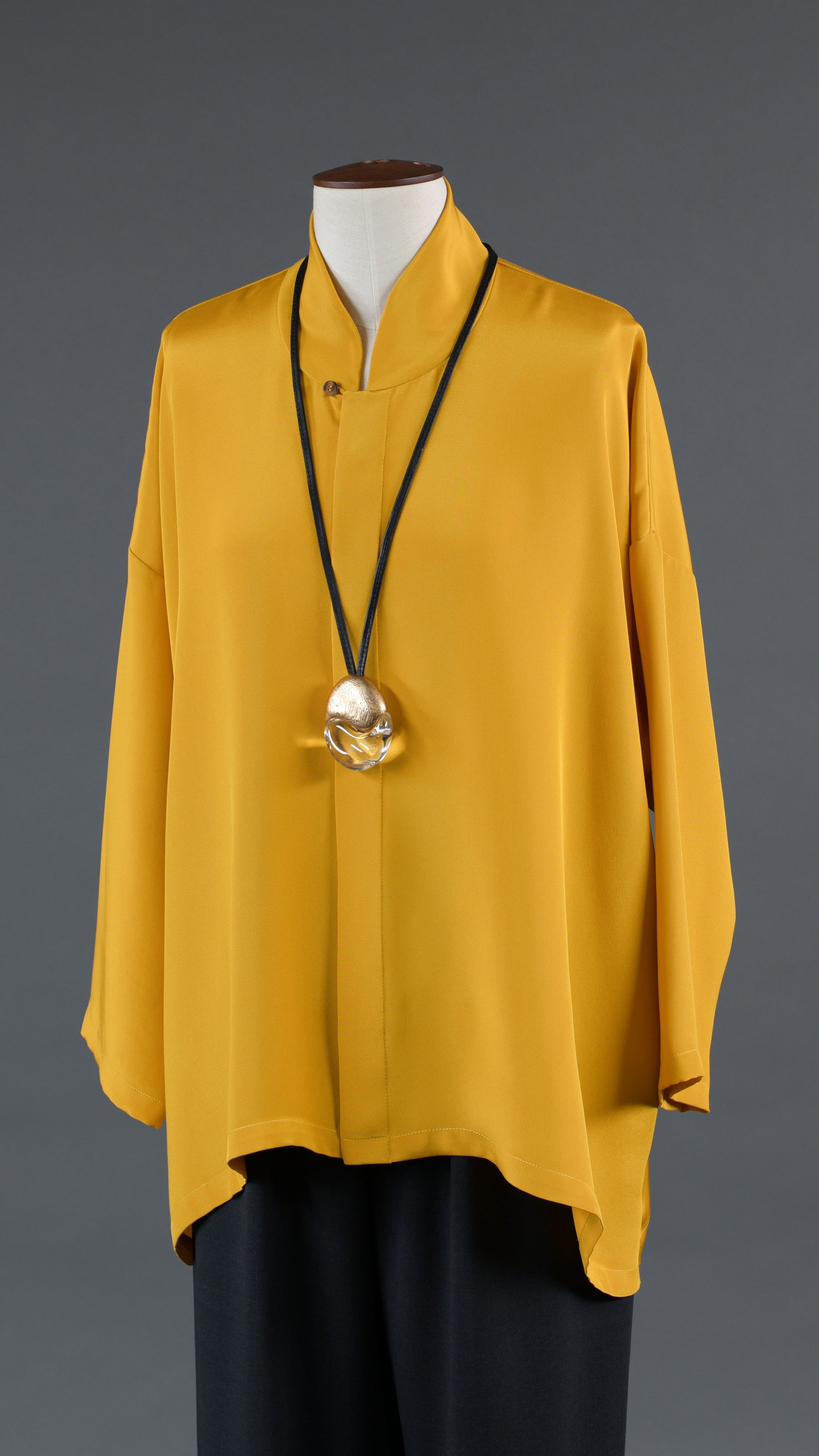 wide a-line shirt with chinese collar - mid plus in sunflower