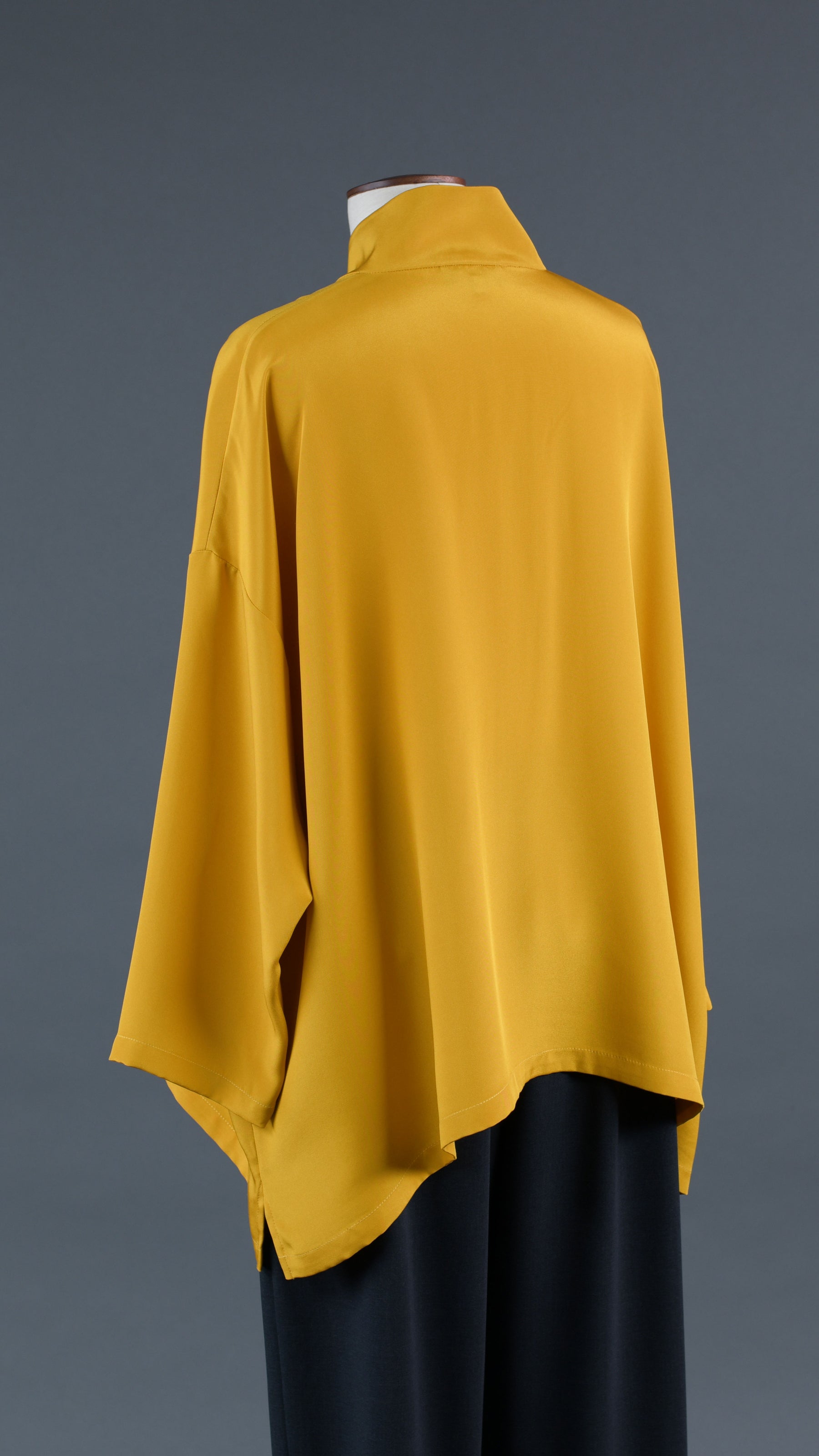 wide a-line shirt with chinese collar - mid plus in sunflower