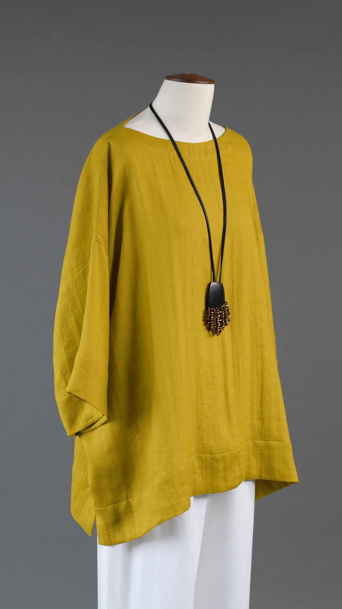 scoop neck 3/4 sleeve top with hem bands - long in dijon