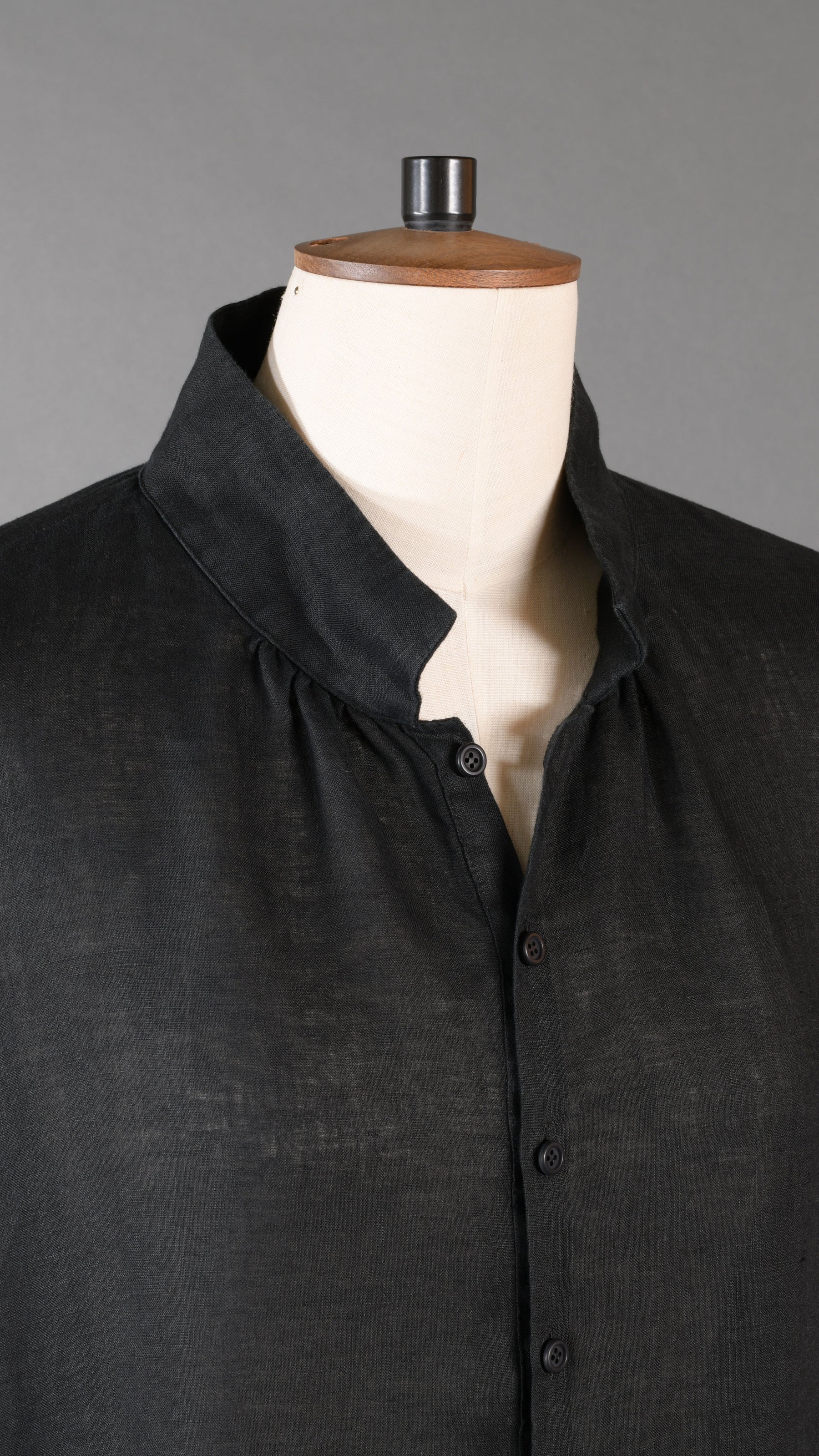sloped shoulder wide a-line pleated collar smock dress in black