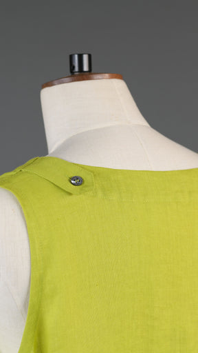 3/4 length side pleated sleeveless dress in greenlemon