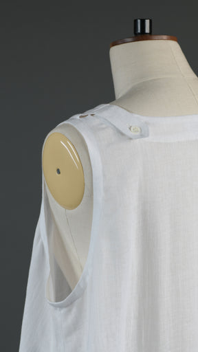 3/4 length side pleated sleeveless dress in white