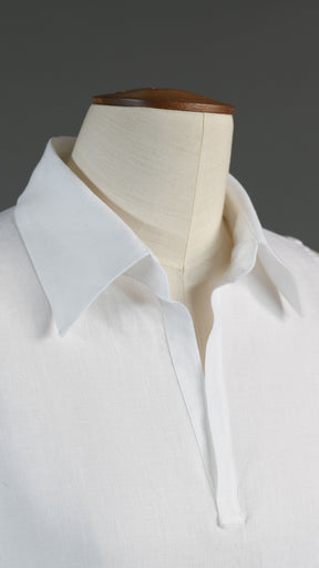 A-line shell with collar and front placket opening - mid plus in white
