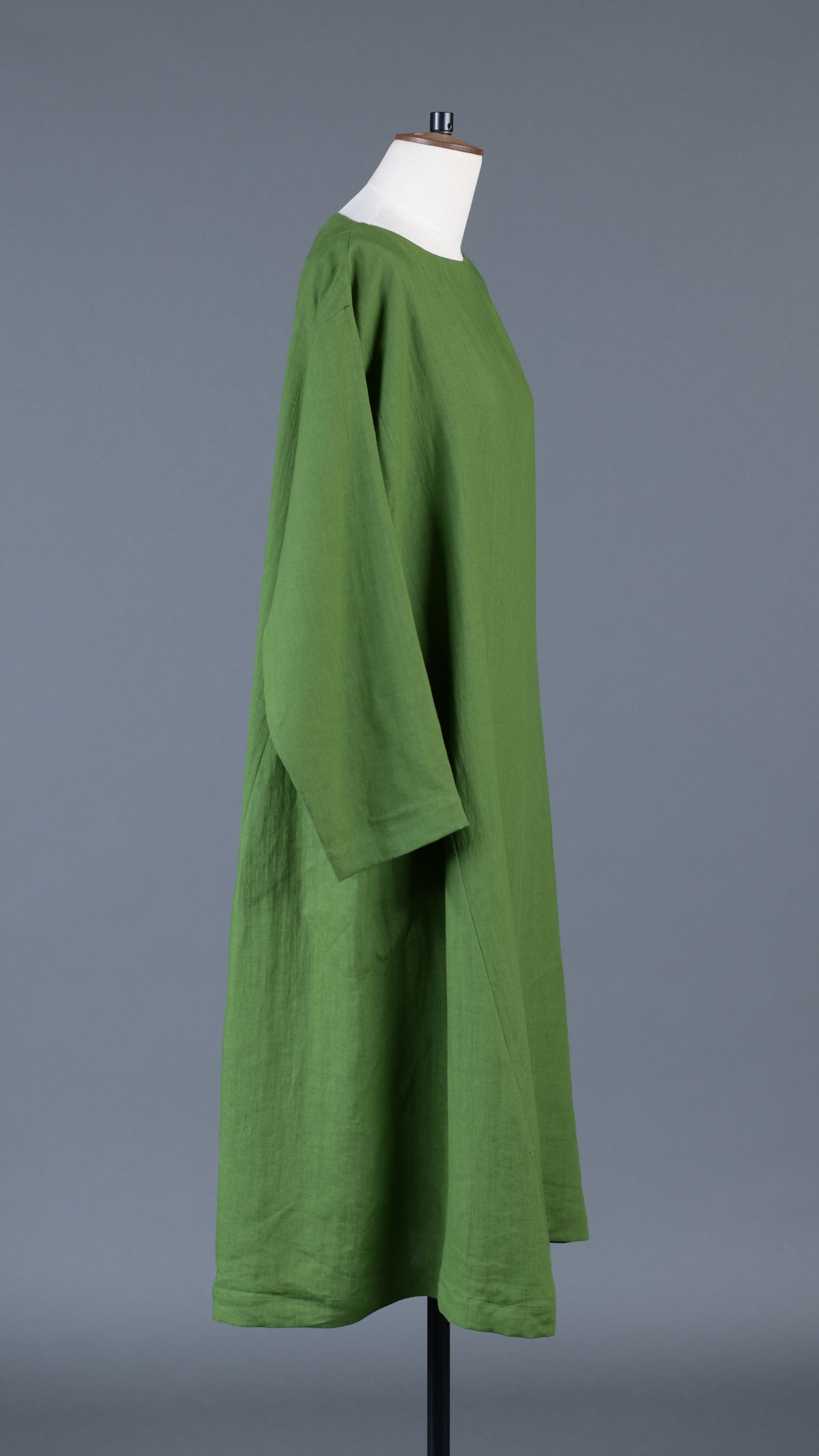 side panelled scoop neck dress in darklime
