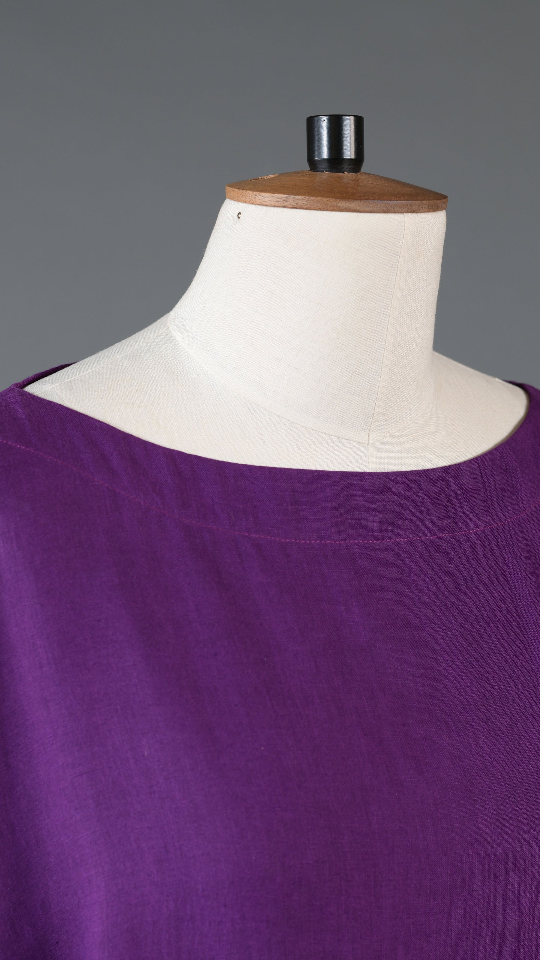 side panelled scoop neck dress in violet