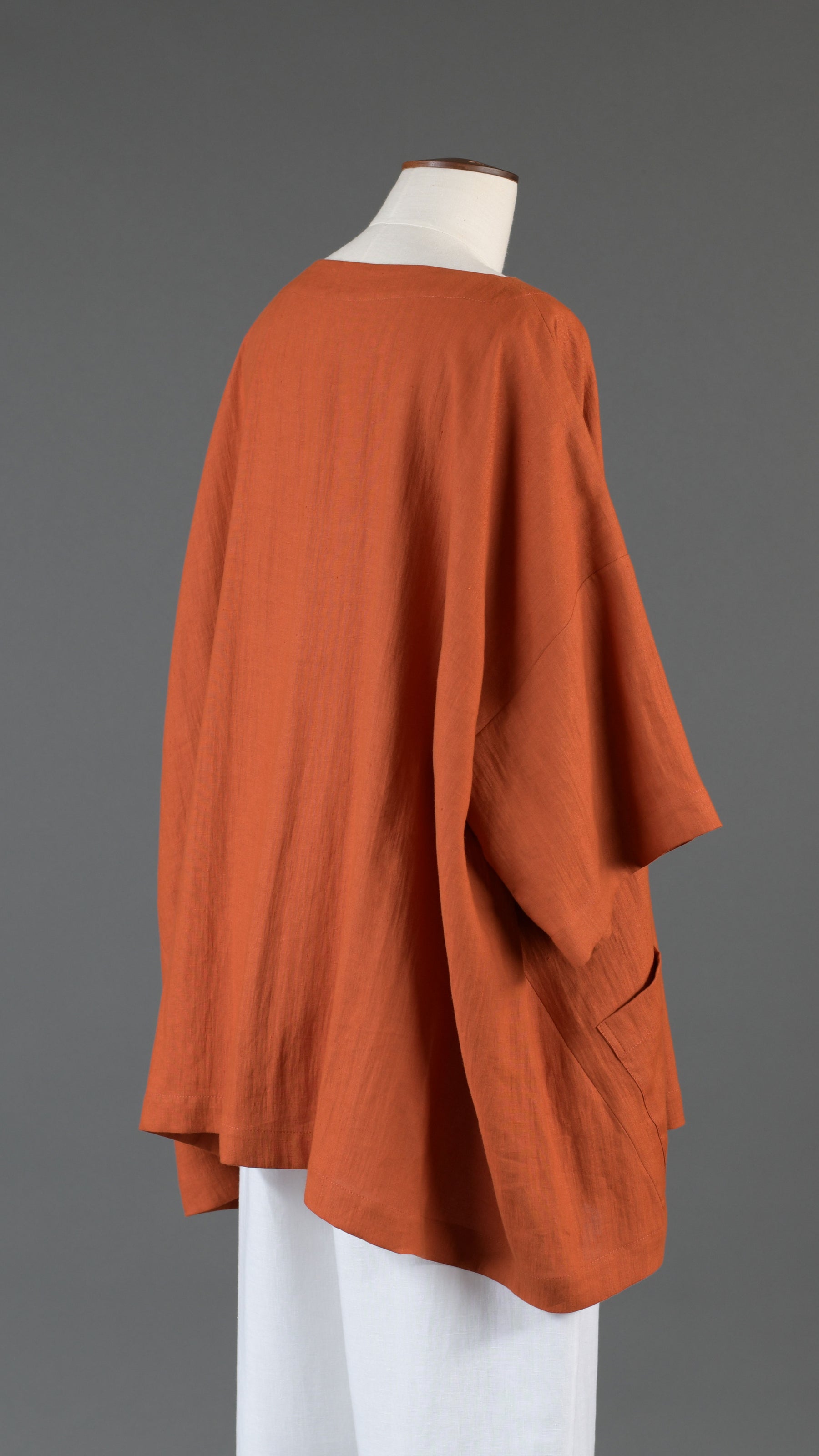 angle-to-front 3/4 sleeve scoop neck tunic - long in burntorange