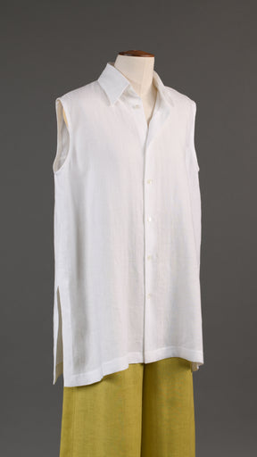 slim a-line sleeveless shirt with collar and side slit detail - long in white