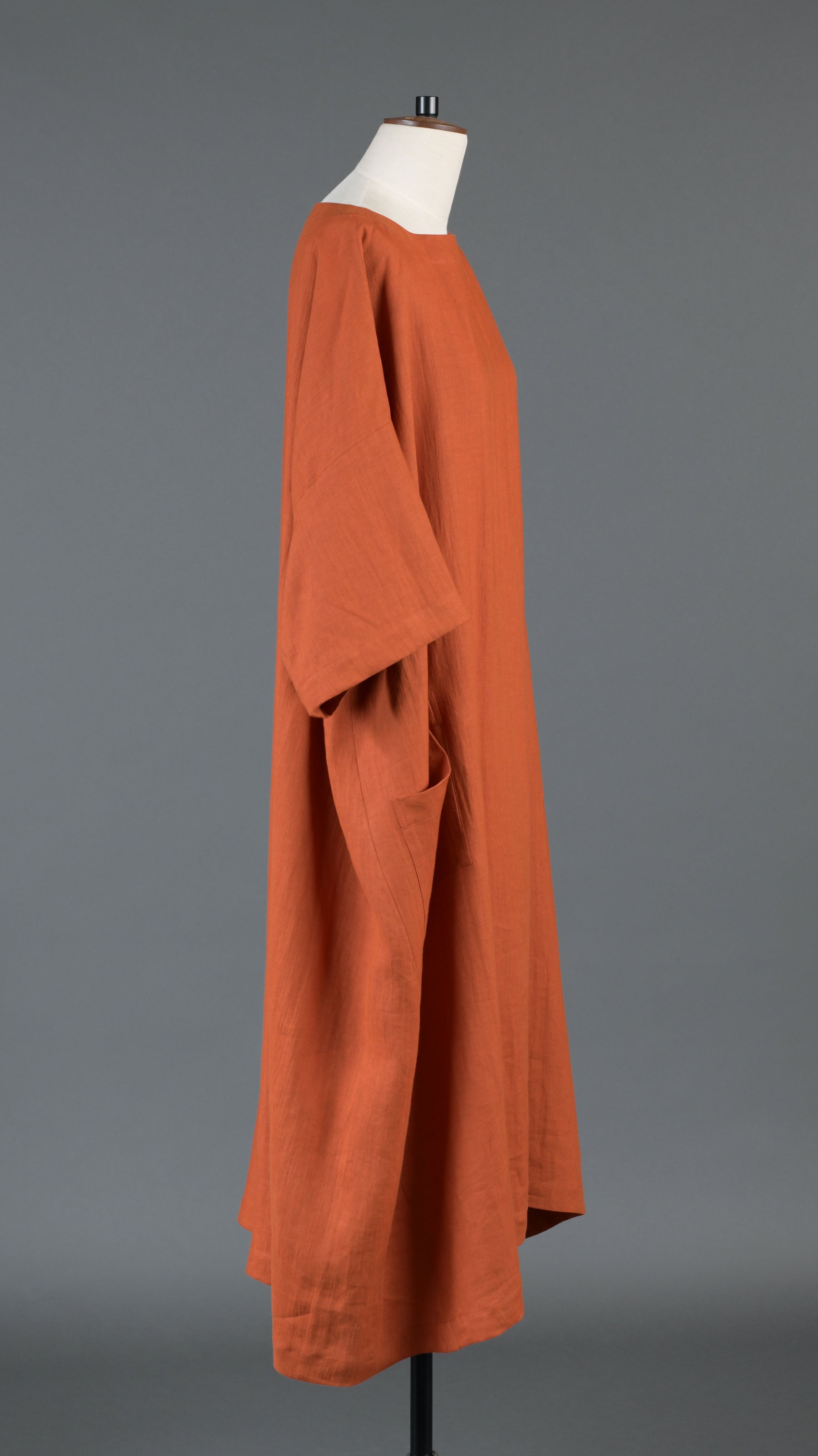 angle-to-front side seam scoop neck t shirt dress in burntorange