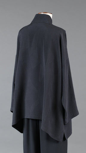 wide a-line shirt with chinese collar - mid plus in black